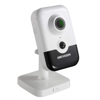 IP-видеокамеры 2.0Мп Hikvision